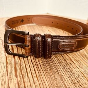 NWOT Men’s Columbia Brown Leather Belt